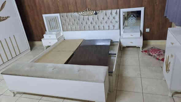 السلام عليكم غرفه تركيه سعر 250عنوان واسط العزيزيه شارع التربيه***********
