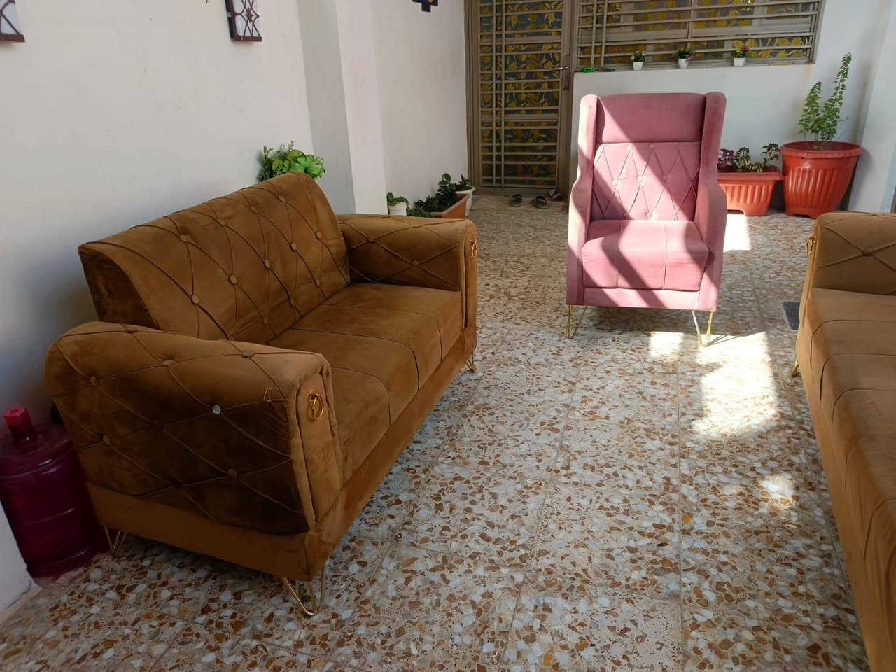 غراض لبيع المكان حي أور سبع قصور شارع ابو علي واتساب *********** اتصل واني بخدمتكم
