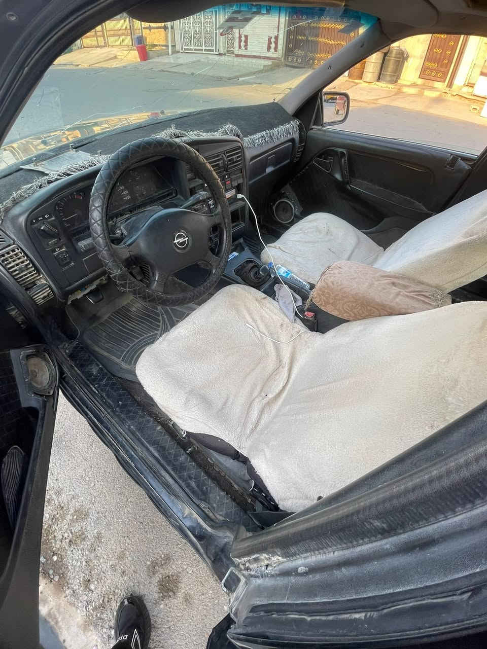 أوبل أوميكه 
موديل ٩١
مشروع وطني 
رقم جديد 
سياره باسمي 
سنويه جديده
بطاله بانزين بيه 
سياره لاصرف لا بخار 
سعر ٣٠ بيه مجال حك جيه


**إذا كنت صاحب هذا الإعلان وتريد حذفه لأي سبب، رجاءا أرسل رسالة إلى الدعم الفني**