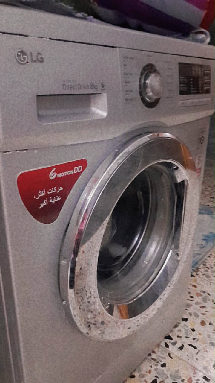السلام عليكم عندي غساله نظيفه للبيع LG نوعتيه زينه 8 كيلو 140 
0772 178 1475
