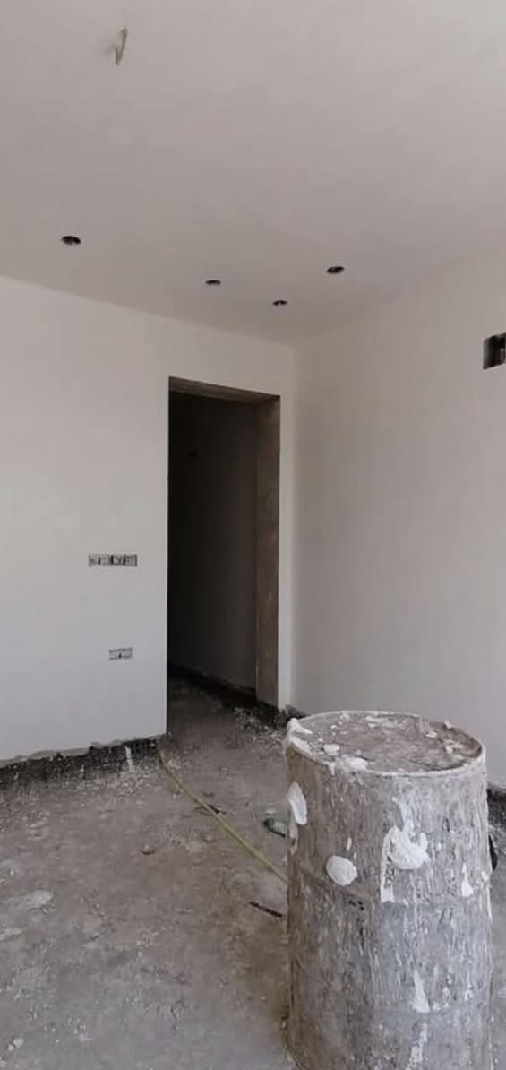 خلفه جص وبورك وتشميع متفرغ شغل درجه اولى ***********
