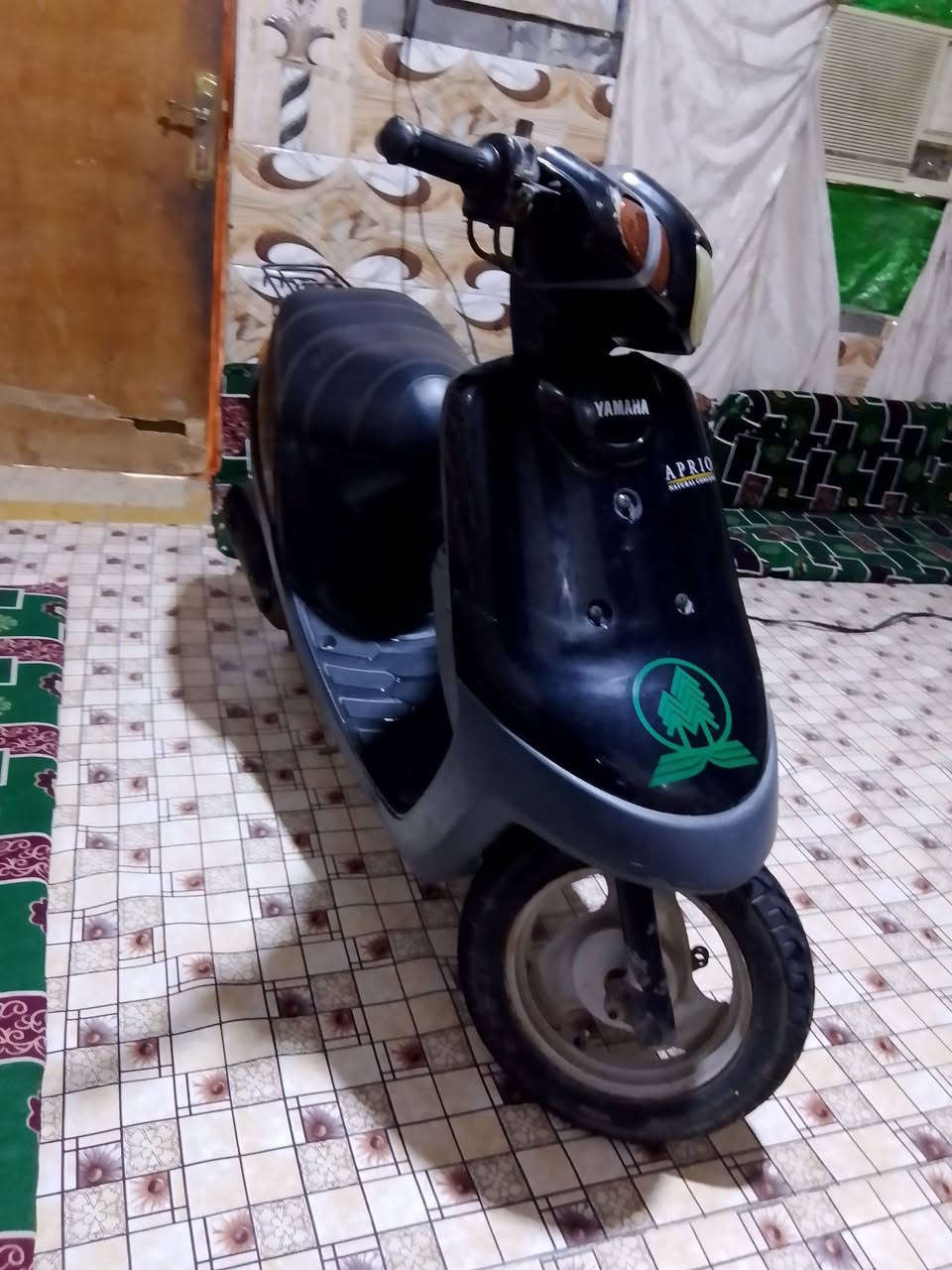 السلام عليكم دراجه بطه للبيع دراجه حلوه ومرتبه سلف وهندر نكره السعر 450وبيها مجال حك الجيه الرقم ***********
