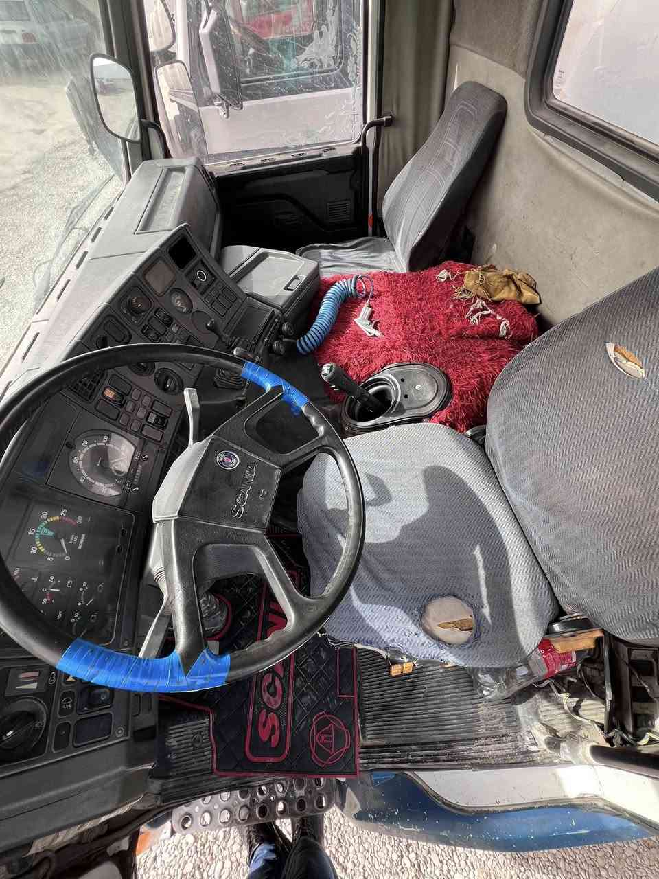 إسكانيا فطيمة 6 كور تنكر تك اكسل تك قمارة 
موديل 1989
كركوك مشروع وطني شرط تحويل 
كير نص دكمة 
خلفي جوبلس 
قمارة بدون صبغ 
حمولة تانكي 10 الف 
ذرعة وطوناج بيها 

سعر 175 ورقة 

مكان سيارة بكركوك  معرض وسام للسيارات الثقيلة
للاستفسار الاتصال على 
***********
***********
