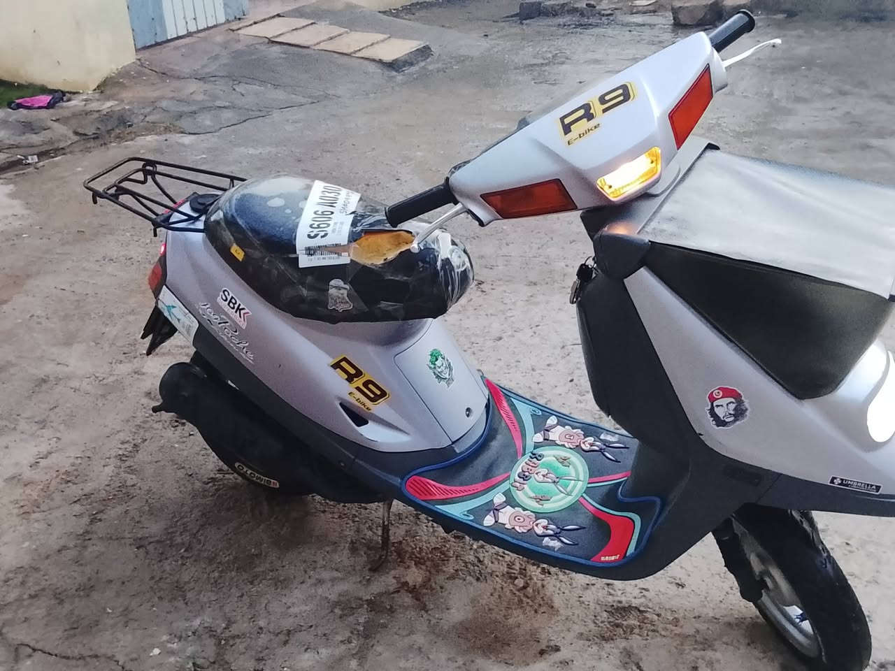 السلام عليكم
ماطور بزون للبيع حيل نظيف هندر واحد سعر 375 وبي مجال ... ***********
