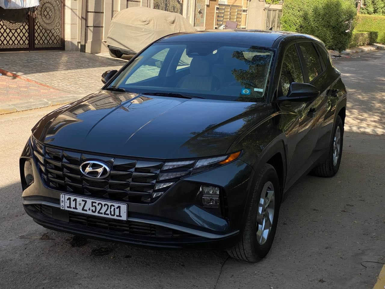 السلام عليكم 
هونداي توسان موديل 2023 وارد امريكي للبيع 
مـاشيـة 11800 كيلو متر حقيقي 
رقم بغداد انكليزي
مفروشة جلد الارضية + كشنات
حادثها قبغ صندوق فقط وتم تبديلة بنفس اللون

الايرباركات جميعها سليمة
قيادة ذاتية
تحديد مسار
رادار امامي خلفي
ويل كب
البجم كبس شركة
محرك 2500 gdi
الـسعر ( 190 $ )
للاستفسار ***********
(العـنوان حي المعلمين)
