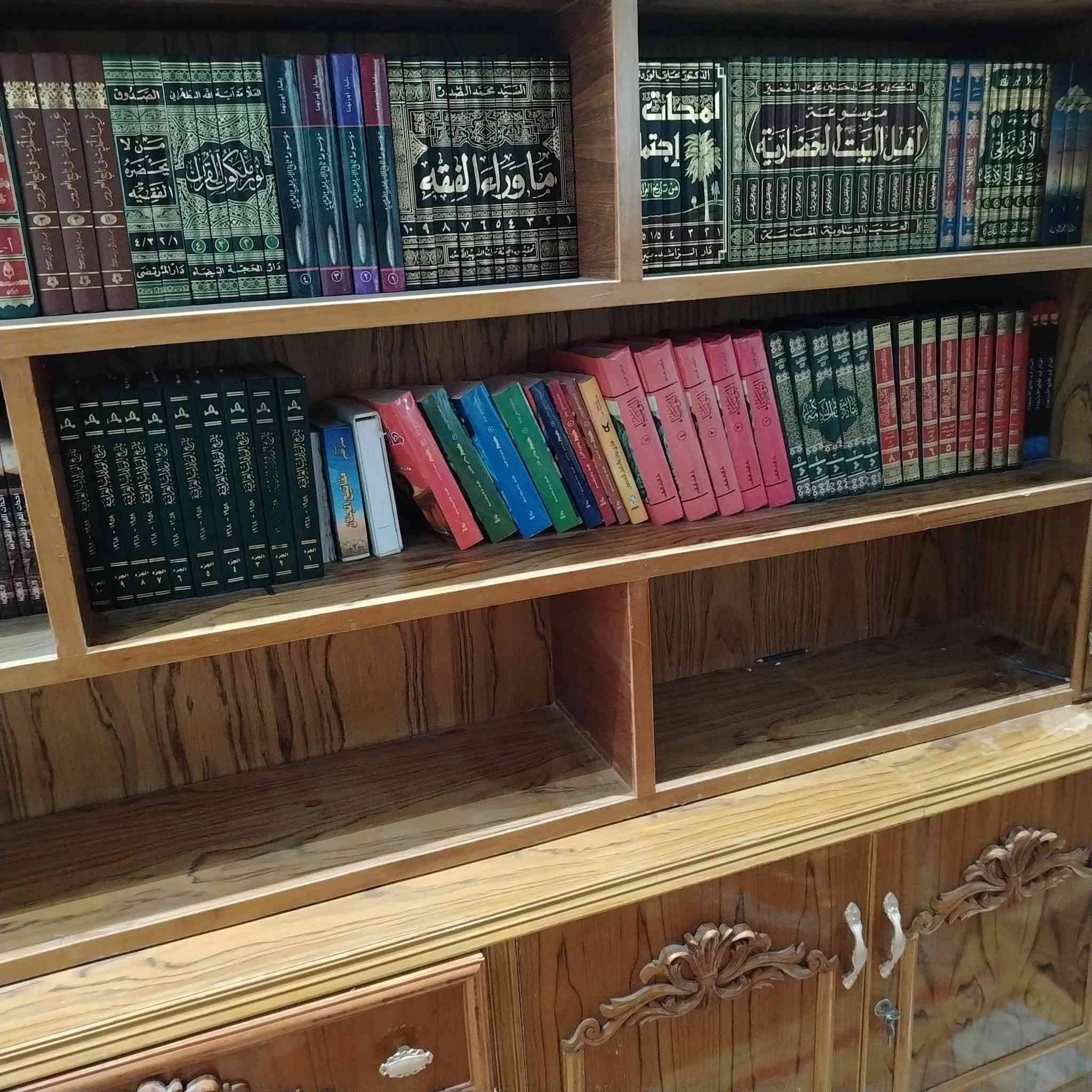 السلام عليكم..
مكتبة للبيع للاستفسار تصال على رقم ***********
