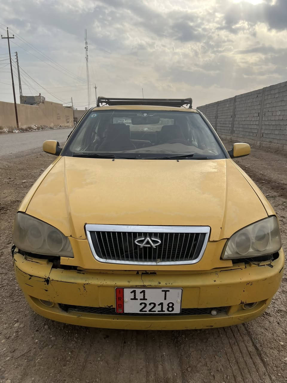 السلام عليكم
شيري كوين موديل 2009
رقم بغداد مشروع وطني الانكليزي 
محرك وكير كورلا بيكاتشو 
كير اوتماتيك ومحرك جيد جدا
السعر22 وبيها مجال 
المكان بغداد الكرخ
للاستفسار ***********/***********
