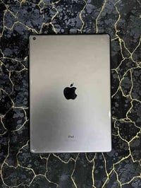 السلام ؏ـليكم ايباد ايفون 9 للبيع الأيباد ممفتوح ابد بطارية 91 فحص حاس...