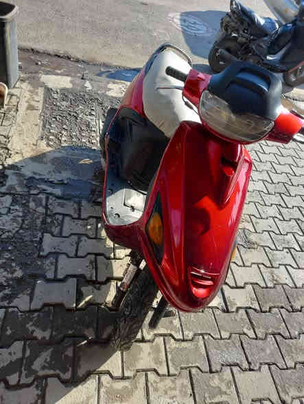 سلام عليكم فراشه البيع كامل نكره هندر واحد مثل ماموضح بالفيديو كهربائيات شغال باتري  جديد مجفته مره وحده ناعم 350 وبيه مجال ***********
