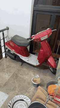 سلام عليكم  منت للبيع الدراجه جديده بمعنى الكلمه ما طالعه مضمومه لونه احمر للاستفسار خاص او اتصال *********** عنواني الشالجيه قرب سالم دعبول
