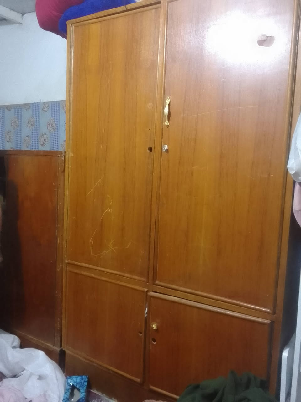 ***********واتساب
السلام عليكم عدي كنتور أبو لبابين وجرابي اطفال عدد 2ومغسله كلهن 50بيع مستعجل البريد مكان بغداد منطقه جكوك
