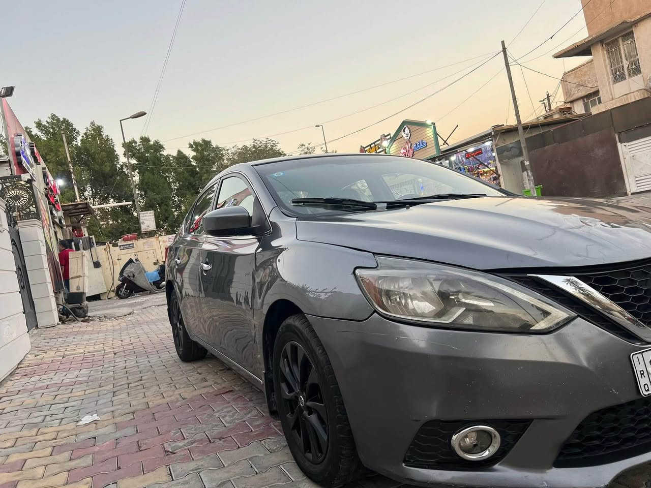 نيسان سنترا  2018 وارد امريكي باسمي 
محرك 1800 sv 
بصمة ؛ كاميرا ؛ شاشة  ؛مثبت سرعة ؛ تحكم ستيرن ؛ تحكم مري ؛ ويل كب اسود 
نظام  سبورت  وايكو 
حادثها جاملغ الامامي الايمن مبدل نفس اللون بدون صبغ 
وبنيد صبغ  
السعر  107 
مكاني اليرموك *********** بغداد, العراق
