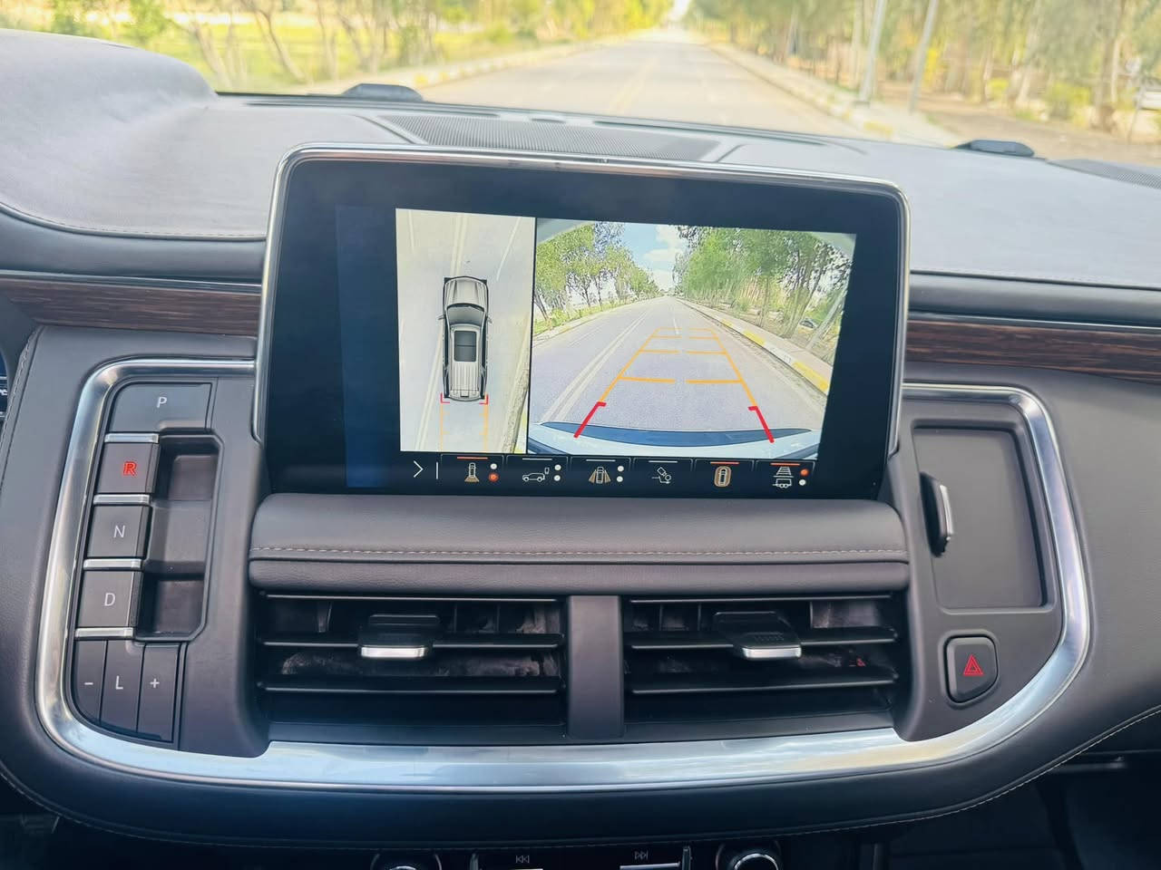 السلام عليكم 
للبيع تاهو فئه هاي كانتري. فول موصفات موديل 2023 حادثه فقط بنيد بدون دواخل بارد جاملغ 
الموصفات 
بنروما
كشنات تدفئه تبريد
كشنات كهرباء 
جنطه كهرباء
كشنات خلفي كهرباء
خمس كامرات
كامره بلمرايه
رادارات خلفي امامي جانبي
ستيرن كهرباء
ستيرن تدفئه
دوسات كهرباء
يشارت ترحيب
بعد بيها هواي موصفات 
العنوان بابل سده الهنديه
***********
