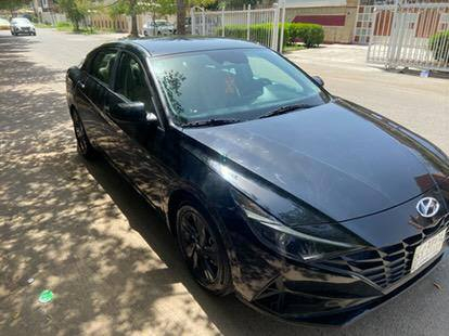 النترا 2022 هايبرد لون اسود

سيارة اقتصادية وحلوة ومرتبة مال بيت

المواصفات ( 4 بصمات تشغيل وفتح ابواب وفتح صندوق - توقف ذاتي امامي وخلفي - تشغيل عن بعد - مانع انزلاق - حساسات امامية وخلفية - تحكمات استيرن فول - تدفئة المقاعد الامامية - تبريد وتدفئة خير من الله - ٣ مستويات قيادة نورمال و سبورت و سمارت - بلوتوث - شاشة كبيرة - كار بلي - مخارج يو اس بي - ماشية 50,000 كيلو قابل للزيادة)

محرك 1600 gdi ايرباكات كلها سليمة 

الضرر ( الجاملغ الخلفي عكس السائق بأمريكا - جاملغ خلفي خلف السائق و باب بالعراق)

سعرها 140 وبيها مجال ان شاء الله
سيارة مرتبة وبالعافية على الي ياخذها 

مكان السيارة بغداد - العطيفية - المنصور

للتواصل فيس بوك + واتساب ***********
