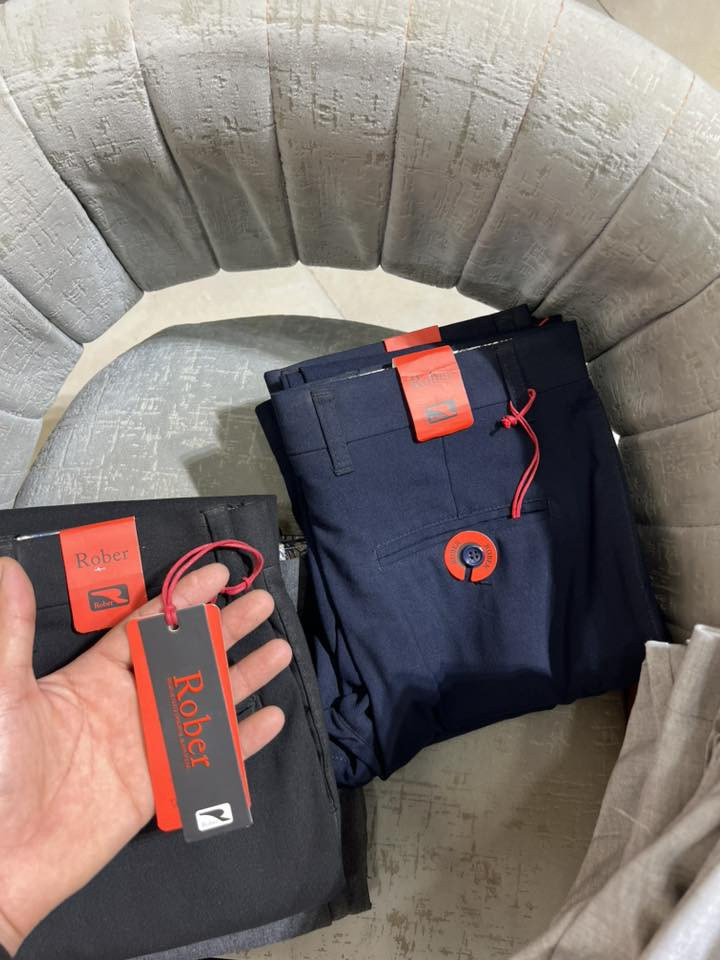 نبطرون قماش. قياسات من 29 لل34   شلعه. ب5الاف  دينار بس  23قطعه  وتوصيل موجود
*********** الاتصال على الرقم 💥
