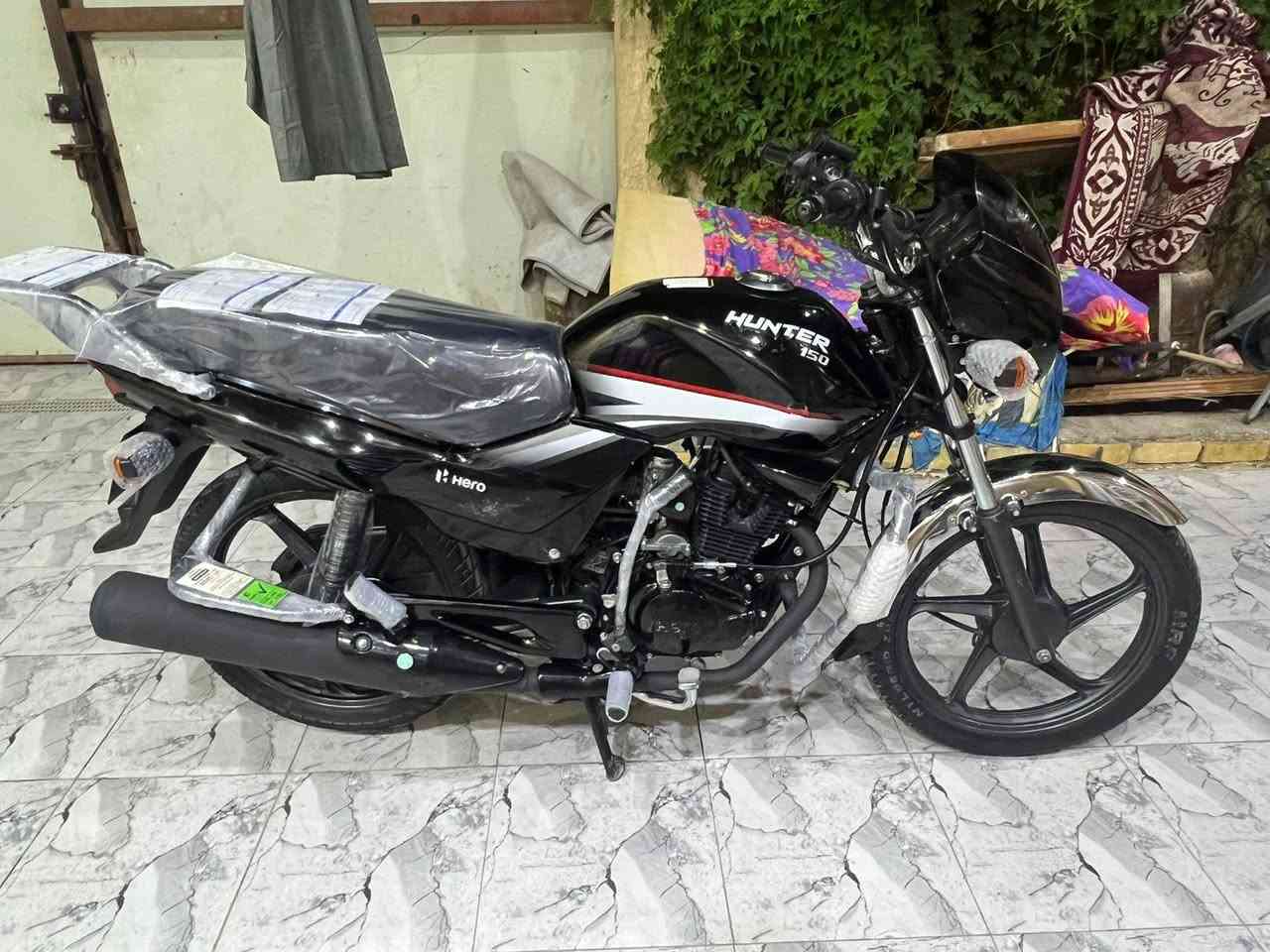 السلام عليكم هيرو للبيع موديل 23 مكفوله كفاله عام كهربائيات شغاله كله السعر مليونين و200 وبيه مجال ***********
