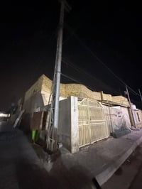 دار للبيع • السفحه الاولى • ٢٠٠م