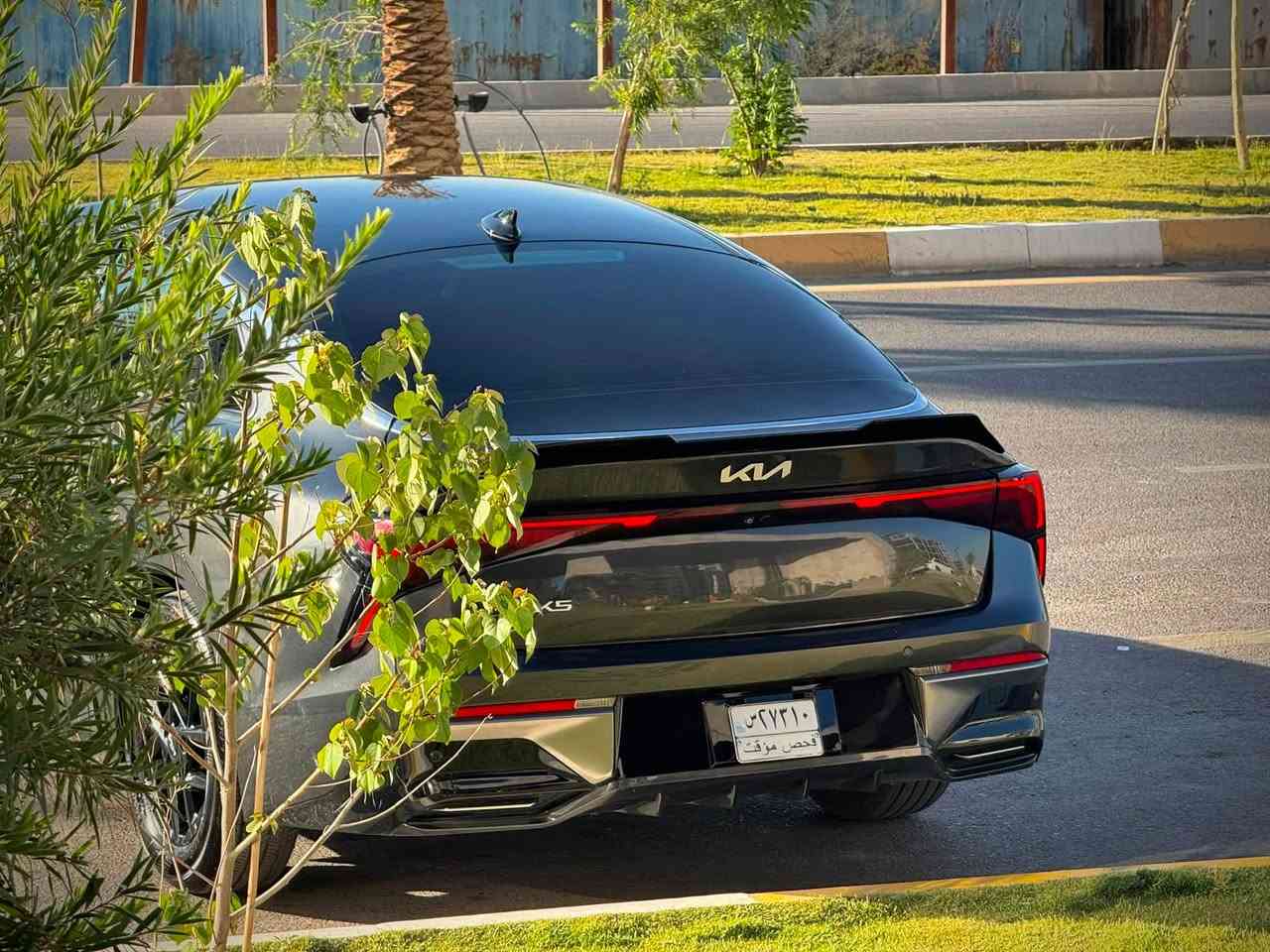 سلام عليكم 🙋
ارخص k5 بل عراق كله بشرط بسعر النترا
كلش جديده ماشيه 6 فقط أخت الزيرووو
لونها رمادي السياره كلش حلو وبليل اسود 
{ kia: K5 } : [ 2025 ] 
قبل كلشي السياره حره وبدون رقم تترقم جميع المحافظات العراقيه ماعده الاقليم 
سعرها {135💵 }وبيها مجال قليل كلش
بيها 4 قطع وحده صبغ الباقي تبديل نفس لون
كير محرك صدر كله جديد كفاله 
محرك { 2500 } كير ( 8 ) نمر 
راح اذكر مواصفاتها للي ميعرفها :

⬛️ بصمه تشغيل + تشغيل عن بعد 
⬛️ حساس امامي + حساس خلفي
⬛️ رادرات + نقط عمياء 
⬛️ تحكم ستيرن جهتين 
⬛️ شاشه كبيره متصل 
⬛️ نقط عمياء + توقف ذاتي
⬛️ هاند بريك بصمه
⬛️ انضمه قياده { ايكو ، نورمال ، سبورت }
⬛️ بجم وبك لايت فول LED 
⬛️ اوتو هولد كشنات مخمل حضن 
⬛️ جام اوتو 
⬛️ تبريد مناخ منفصل شاشه 
⬛️ بصمات دخول ذكي 

عنوان 📍: السياره بغداد الجزيره السياحيه 
هـ  ☎️ ***********
