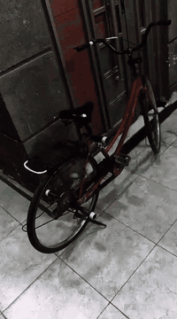 باسكل للبيع مديل 19 سعر خاص مكاني شطره ولموشراي لا يراسل


**إذا كنت صاحب هذا الإعلان وتريد حذفه لأي سبب، رجاءا أرسل رسالة إلى الدعم الفني**