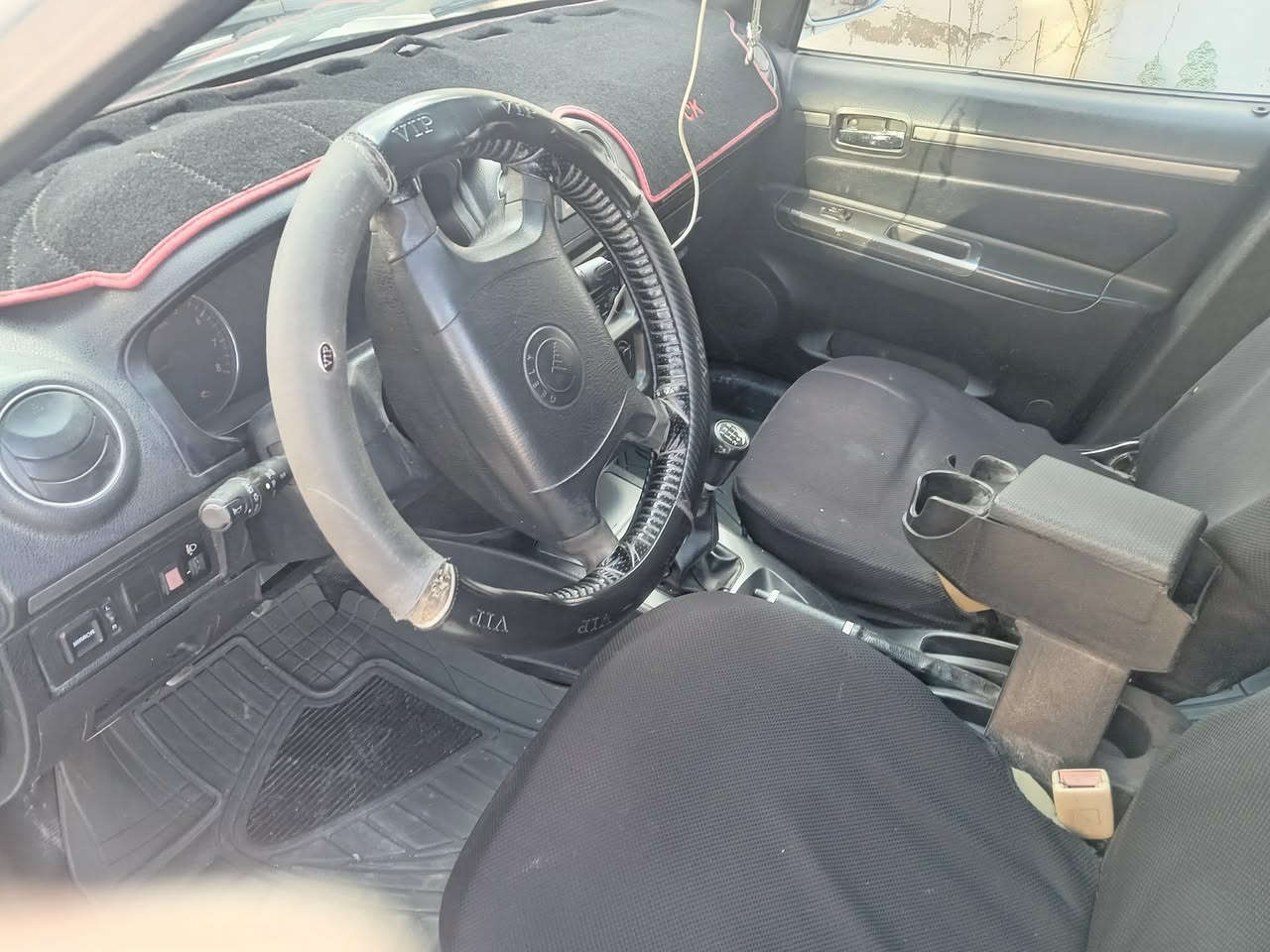 السلام عليكم عندي سي كي موديل ٢٠١٢ مصبوغه حزام جمالية كير ومحرك شرط رقم بغداد مشروع وطني الشرعي موجود بلموصل شرط التحويل  اوالوكالة السعر٤٥وبيهامجال  السيارة موجودة بحي التحرير الاتصال ***********
