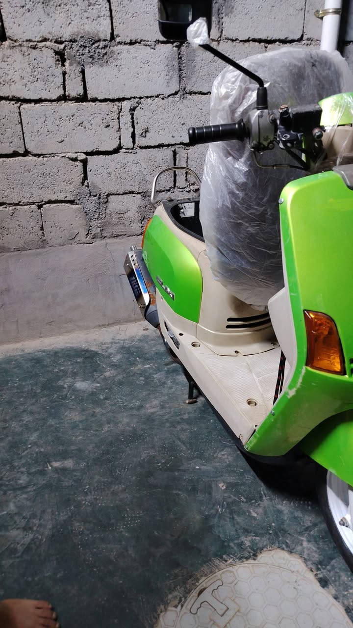 نقص باتري ودشبول السعر 400 وبيها مجال
لسلام عليكم دراجه بوليس للبيع مكان بغداد التاجي 
***********
