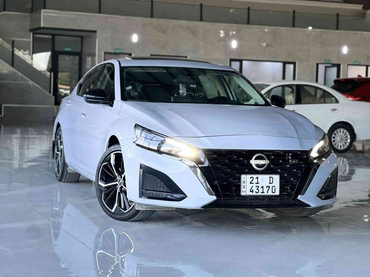 السلام عليكم 
نيسان التيما 2024 SR+ Plus 
لون سموك المميز
فووول مواصفات 

بدون دبل اكسل بدون توربو (((2500المرغوب)))
صور ضرر مرفق 
بدون صبغ بدون تبديل 
فقط حافه البونيد بارد ع كد شبرين
ايرباك فقط ستيرن وراجع سستم

رقم سليمانية باسمي شرط تحويل وكاله
ماشيه36ميل
كير محرك بشرط
مكان السياره كلار
سعر208وبي مجال بسيط
***********
