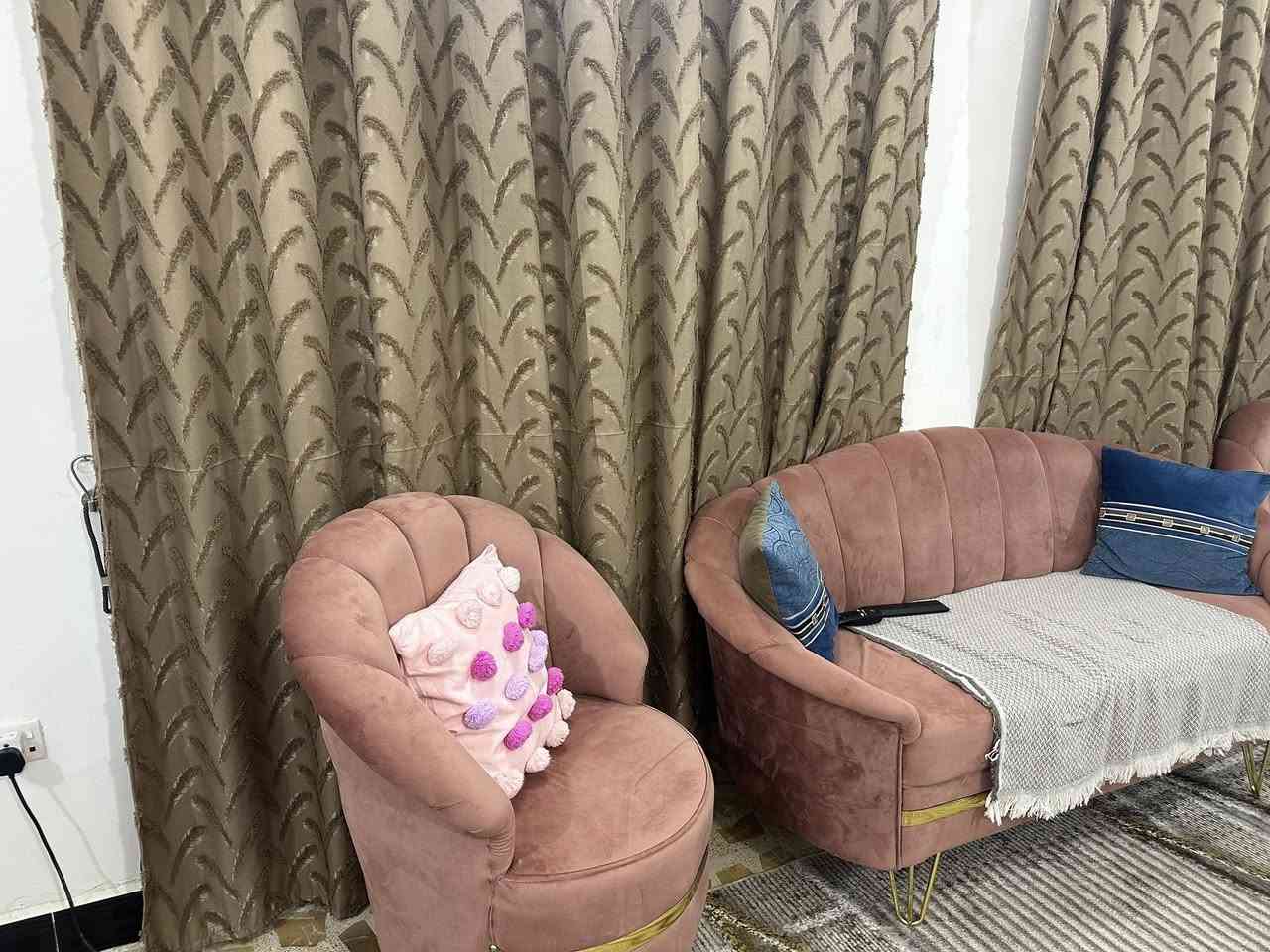 قنفات السعر 500 التخم الواحد 250           ***********
