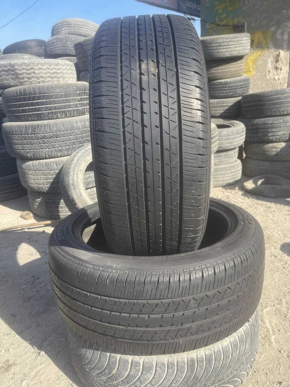 زوج بريدجستون قياس 18/45/245 زوج اخو الجديد لا ركعه ولا فتيله زوج  رن افلات سعر الزوج مع الشد والبلنص 
85 الف مجمع المصطفى المشتل شارع المدارس
***********
