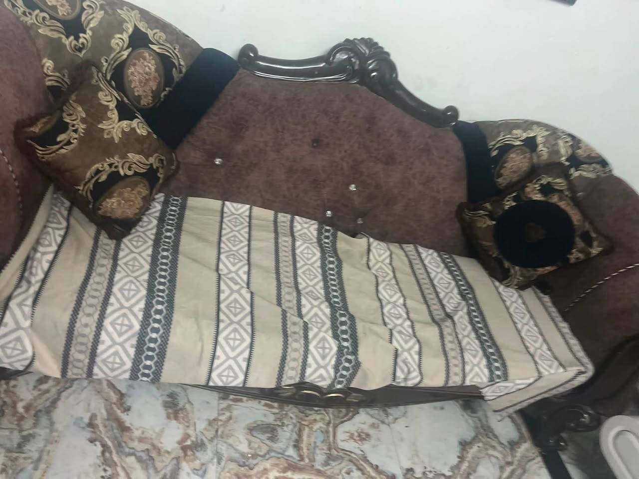 تخم 12مقععد للبيع مكان بغداد نضيف وسفنج ديباج عالي


**إذا كنت صاحب هذا الإعلان وتريد حذفه لأي سبب، رجاءا أرسل رسالة إلى الدعم الفني**