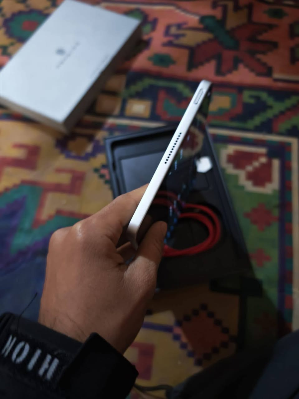 ايباد ريد مجك الاسترا ذاكره 256 ايباد أخو الجديد بمعنى الكلمه سعر 700 الرقم ***********
