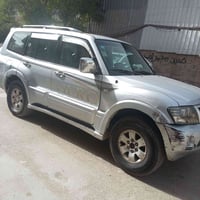 باجيرو • ٢٠٠٤ • رقم دولي