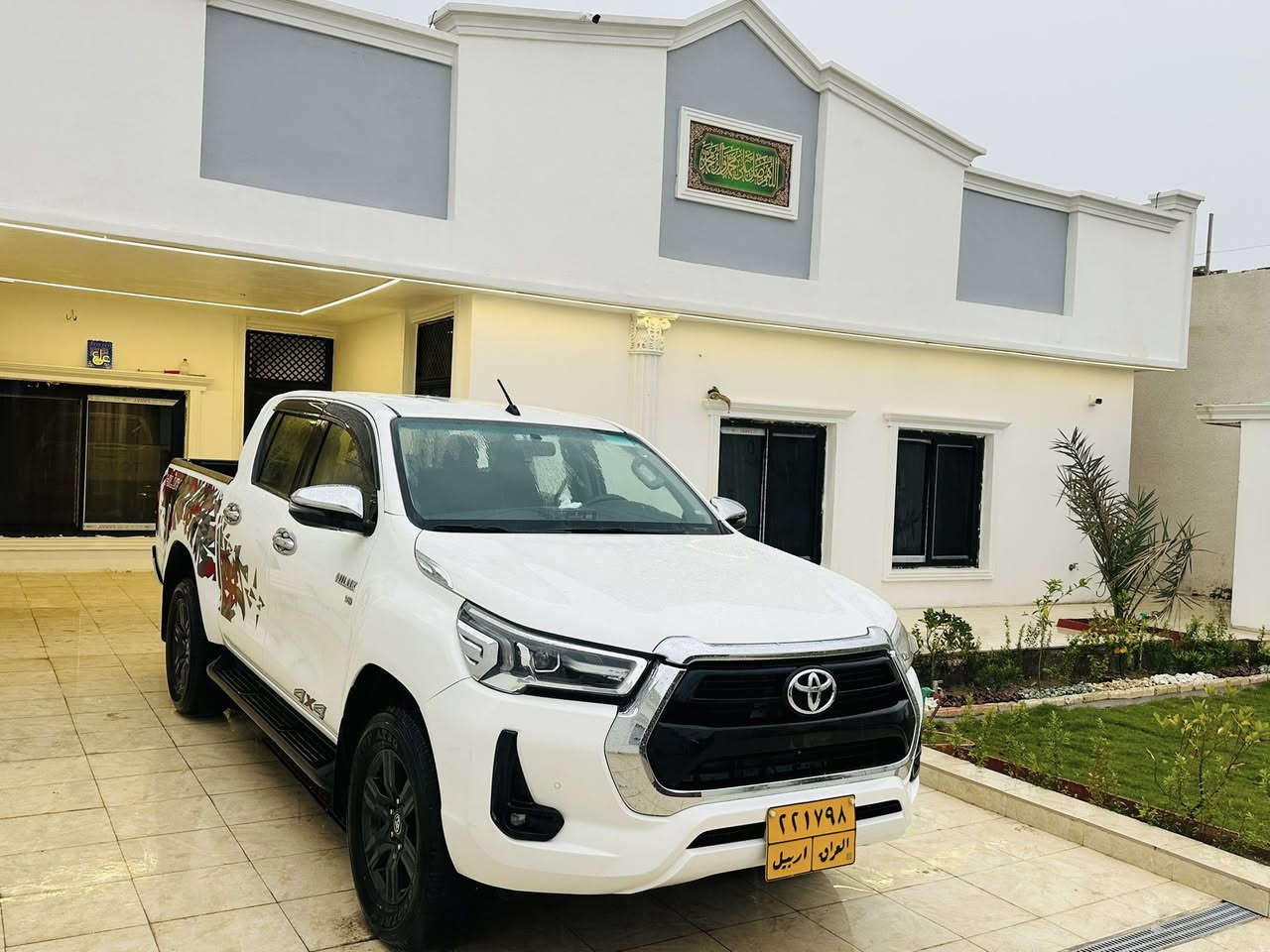 سلام عليكم بيكم تي اردي البيع
رقم أربيل تحويل ثاني يوم 
سياره كفاله عامه من الصبغ ومن البارد 
محرك 6 سلندر 🚀 
شحن وياير ليس 
كشنات حار بارد 
كامره دواره 
مري شفط 
ميحتاج كتب الماصفات معروفه موصفاتها 
السعر 335 وبيها مجال جدن بصيط 
سونار مرفق ويا المنشور سياره علا وضع الشركه ستخدام شخص واحد 
العنوان بغداد الدوره البعيثه 
الهاتف ***********
