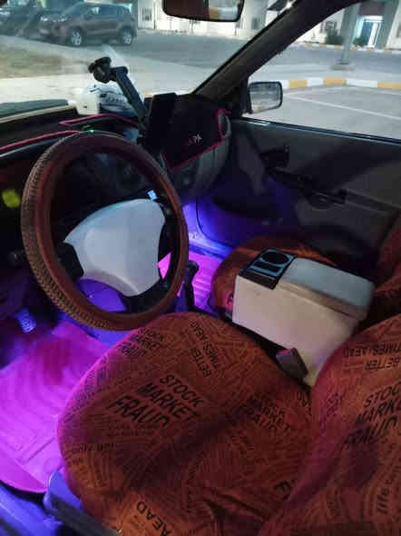 سايبه2015
مكفوله من كلشي شواصي مكفوله
 تبريد ثلج
 كهربائيات كله شغاله
 تخم تاير سبير جديد هم
صدر جديد +مشط جديد
كير محرك 
دوشمه جديده 
مصفره هيئه وغرامات سنويه بسمي 
سعر37
***********
