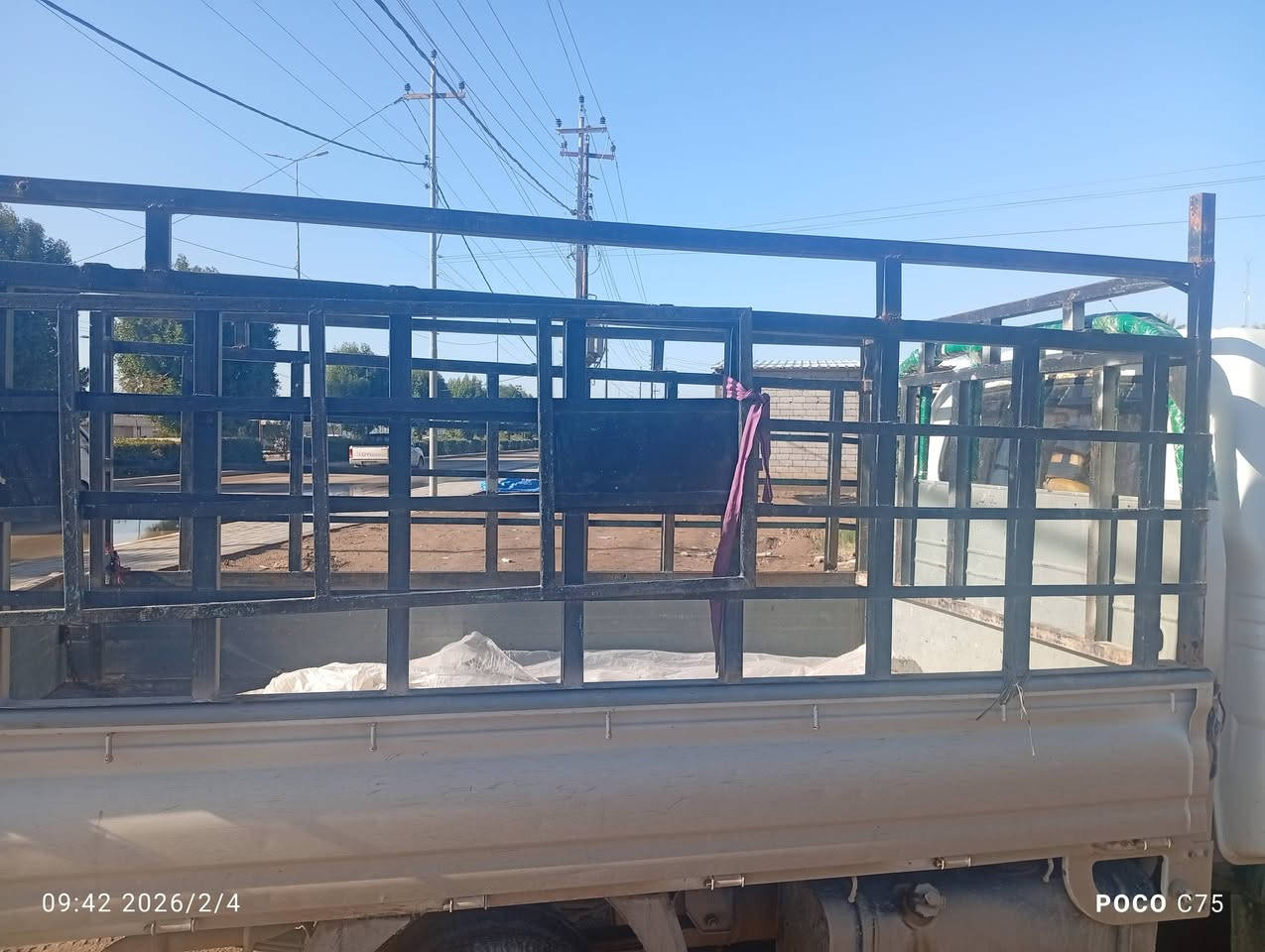 محجرة البائع سعر 125وبيه مجال إلى شريه ***********
