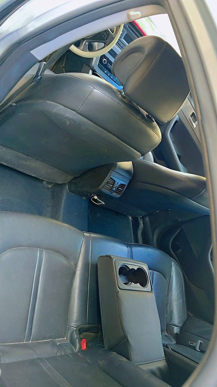 السلام عليكم سوناتا موديل 2017 غاز بلاد كصه جنطه متؤام شمالي ارقام وسنويه اصليات ع شاصي جاهزه من كلشي محرك كير تبريد كله كفاله مكاني البصره قديمه سعرها 55 وبيها مجال ***********
