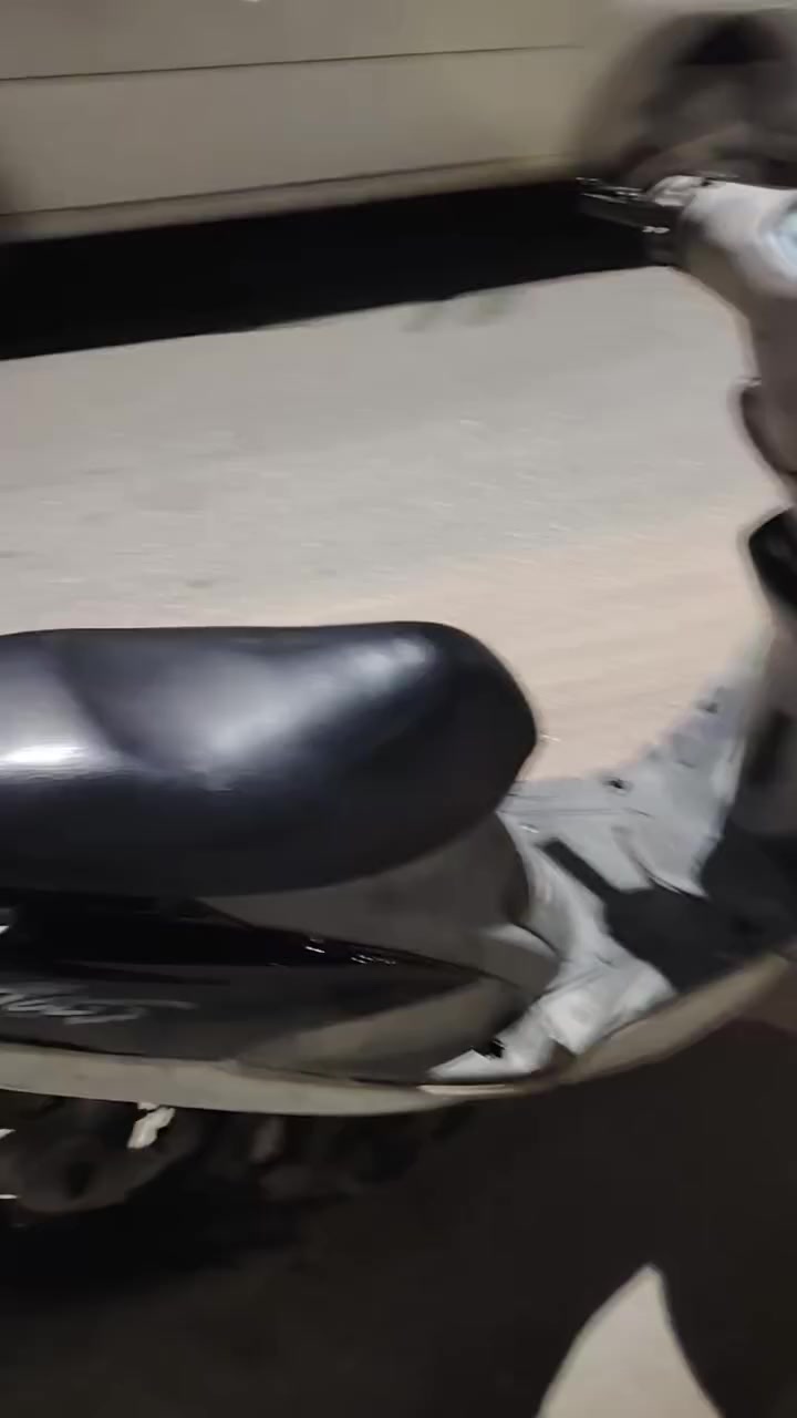 سلام عليكم شباب ماكس منغولي للبيع توه طالعه صارله سبوع توازي على بيعته مكفول كفاله عامه سعر ٨٥٠ وبيه مجال عنوان سماوه ***********
