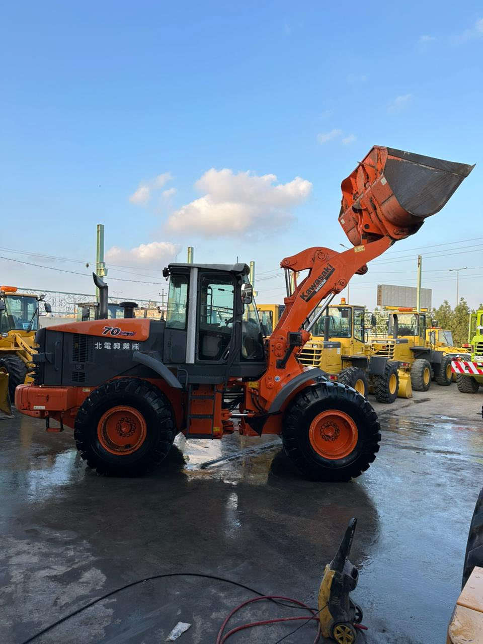 متوفر داخل شركة المستورد احمد العوادي للتجارة العامة 
دخول جديد للعراق 🇮🇶 كاوسكي 70 Z7 وارد اليابان 🇯🇵 
فول ميكانيكي بدون بيئة بدون ادبلو تخم تاير كفاله كفاله عامه
عنوان الشركة النجف شارع المطار عامود 47 📍
للاستفسار ***********
