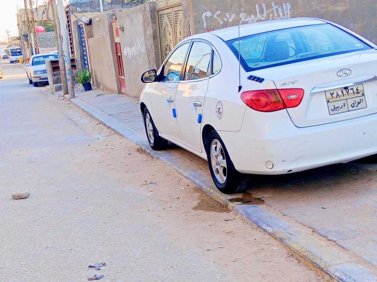 سلام عليكم سياره النترأ البيع موديل 2011 خليجي دكشن عالي مكينه 1600 كير حداديه جاهزه تخم تايرات جديد تبريد ثلج  فتحه سياره غاز وبنزين يعني انسه صرف سياره ماعيزله عود شخاط سياره خير من الله بيه 4 قطع بدون دواخل بدون حادث مكان سياره النجف الاشرف هذه رقمي اتصل وتساب ***********
