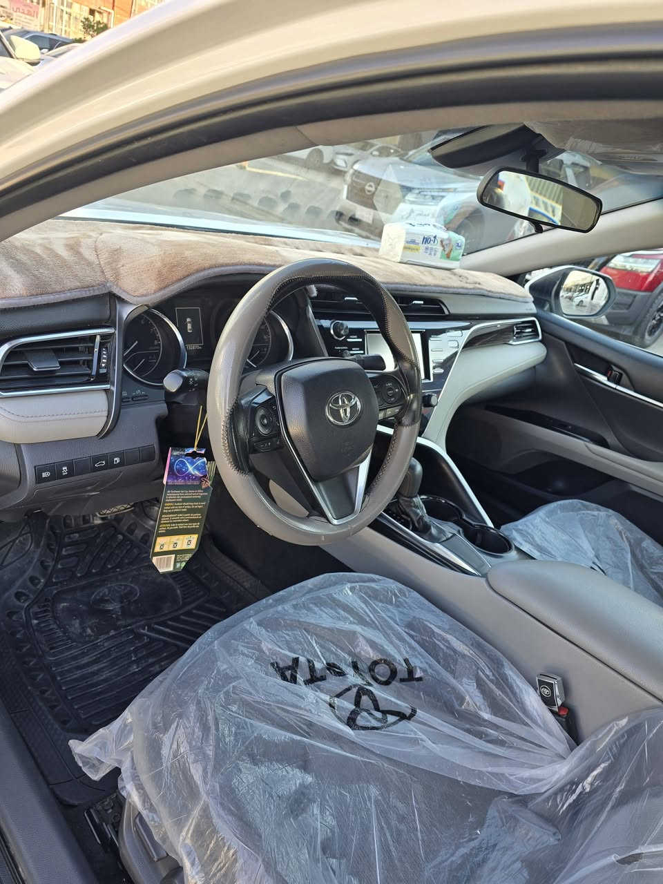 السلام عليكم
كامري ٢٠١٨ فئة le 

حادثها راس البنيد تكحيل مقدار اصبع ، مكفول من الصبغ والتبديل

ماشية ١٣٠ الف كيلو 

بدون ايرباك 

لونها ابيض

للتواصل على الخاص او الاتصال على الرقم 

***********
مكان السياره كركوك او معارض كركوك
