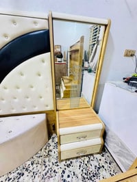 ١٢ قطعة • نضافة • النجف