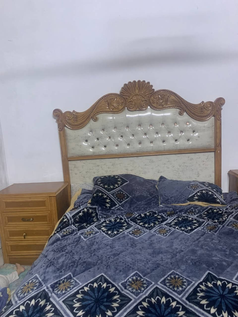 غرفة نوم عراقي تزكام خشب صاج مستعجل علا بيعتها سعرها بمليون و800بغداد البلديات رقم تلفون *********** الكنتور سحب سلايت
