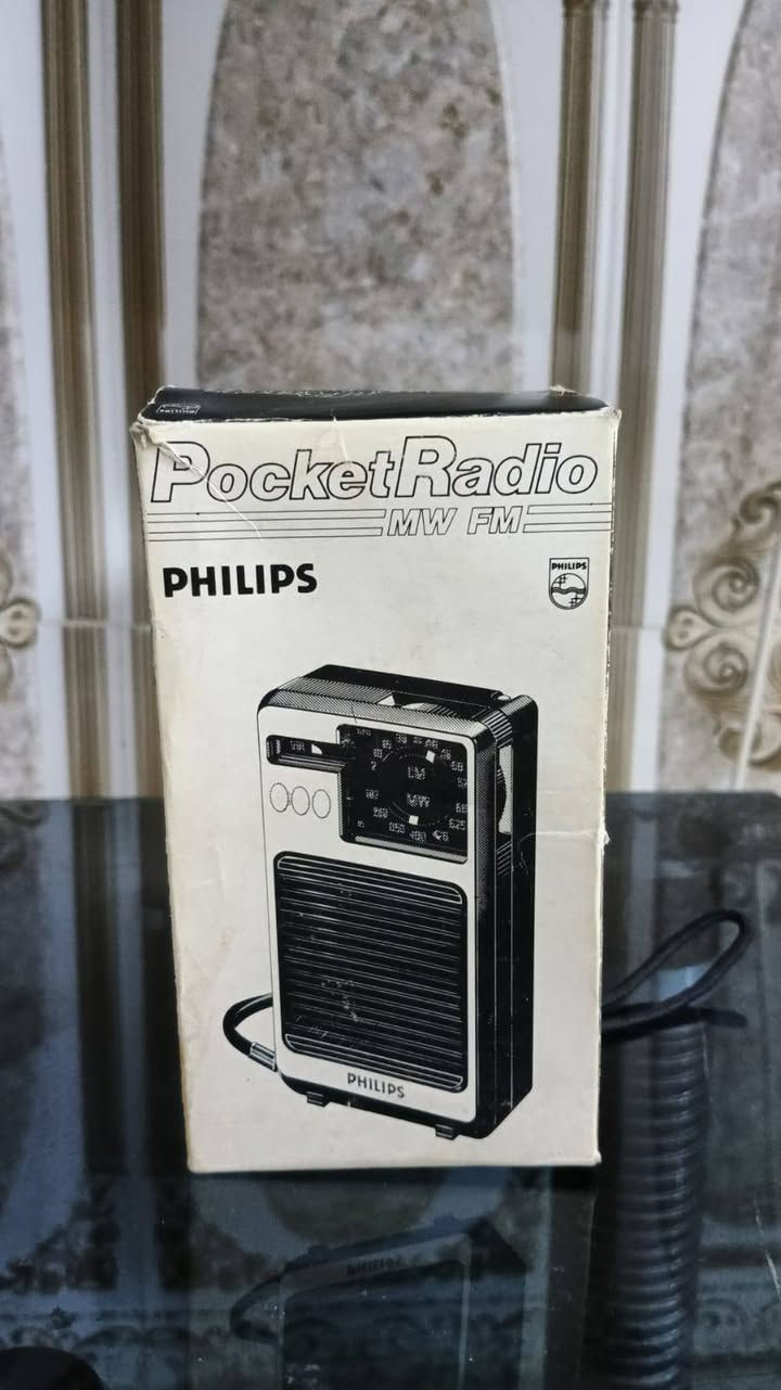 راديو PHILIPS 90AL080
جديد لوك مع الكارتون 
بلد الصناعة هولندا عام 1979
للاستفسار المراسلة خاص


**إذا كنت صاحب هذا الإعلان وتريد حذفه لأي سبب، رجاءا أرسل رسالة إلى الدعم الفني**