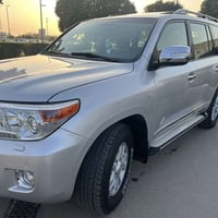 لاندكروز • ٢٠١٠ • بدون صبغ