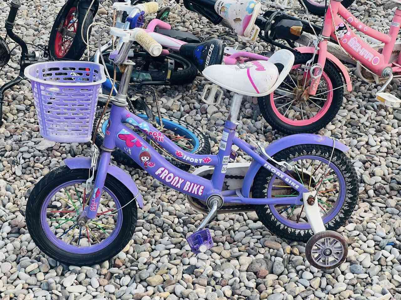 سنكات مرمر جديد 
باسكلات جميع الاحجام 
غسالات جميع الاحجام 
ديوان جديد غير مستخدم 
صوبات جميع الاحجام
طباخات جميع  الاحجام 
كاونترات المنيوم احطاطه 
ثلاجات جميع الاحجام 
طبلات تخم تركي 
تنور غاز الثقيل 
مكانيس كهربائي ياباني 
معرض ومزاد البيت
دلي عباس/العبور قرب جسر الشيخ حسن 
***********
