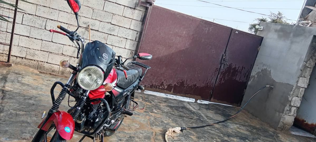 موطور للبيع ***********
