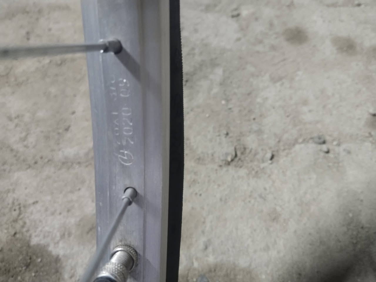 السلام عليكم اخوان عندي بايسكل للبيع او مراوس موديل 20 السعر هوة وغراضة 140وبي مجال 
بلا غراض 125
والاستفسارات الخاص مفتوح حلة مرور 24ساعة 
وهاذة رقمي ***********
