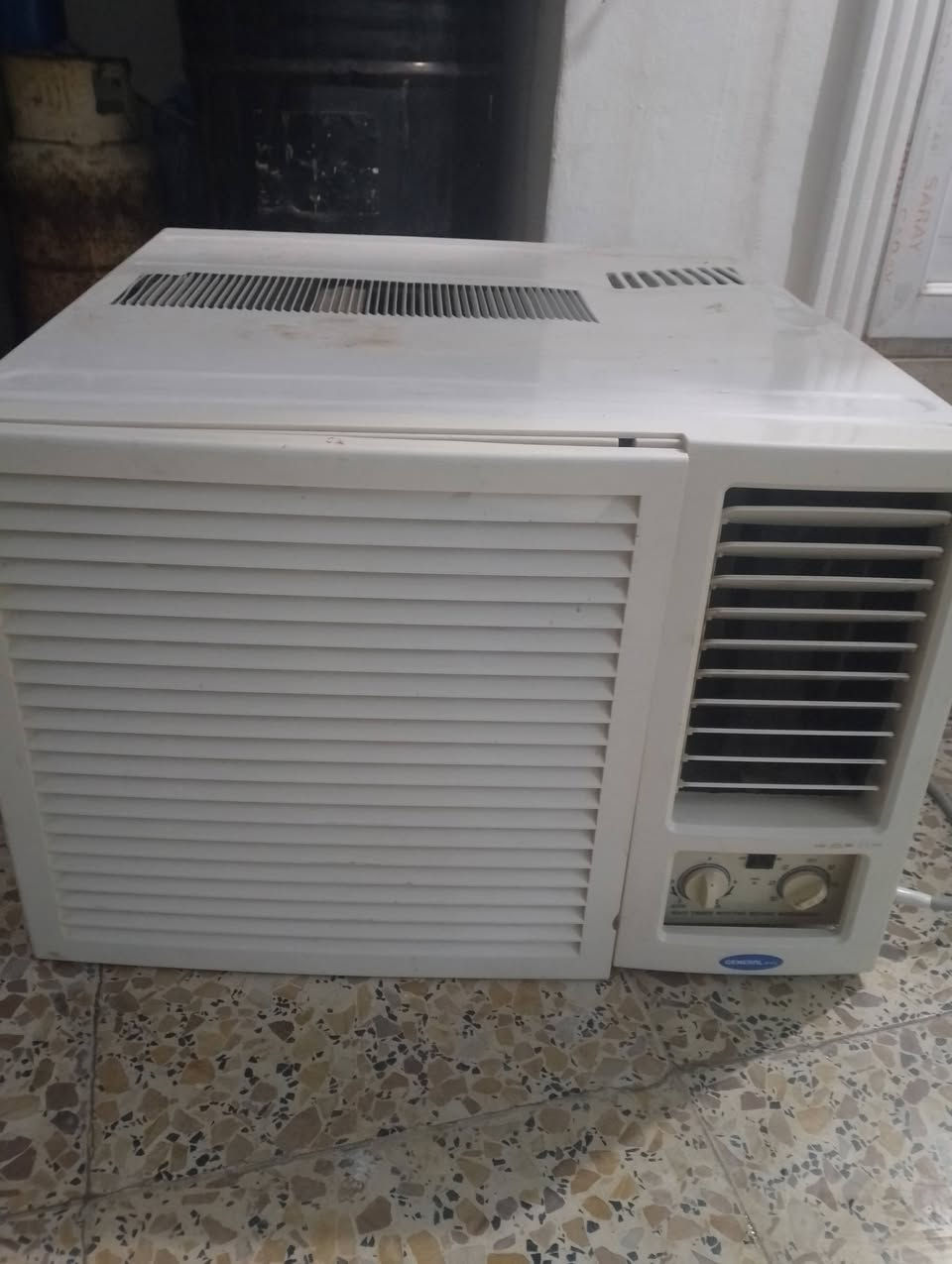كنديشن جنرال ماكس شرط شغال السعر 225 للاستفسار ***********
