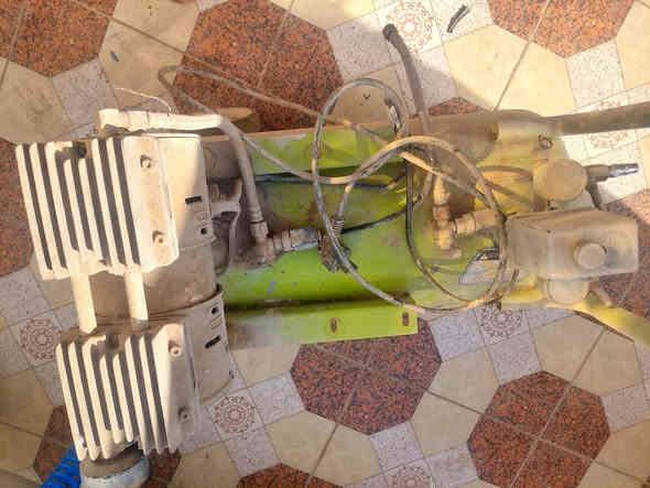 تاروسه كاتم بدون دهن دبل ماطور واحد عطلان وثاني شغال سعر ١٠٠ شرط فحص ***********
