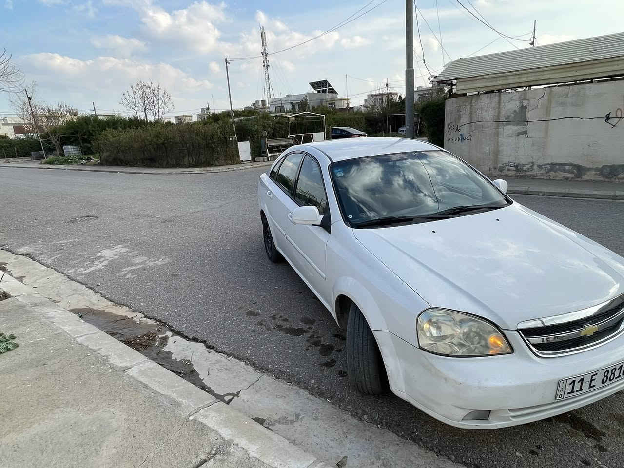 اوبترا 2012 
كير محرك شرط 
رقم بغداد بااسمي السيارة بيها هزة لل 10
السيارة صبغ عام بدون دواخل 
سعرها 68 وبيها مجال بسيط 

***********
