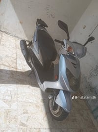 ورحمه الله وبركاته دراجه سكنس للبيع خطين نازل ياباني فحل دراجه كامله م...